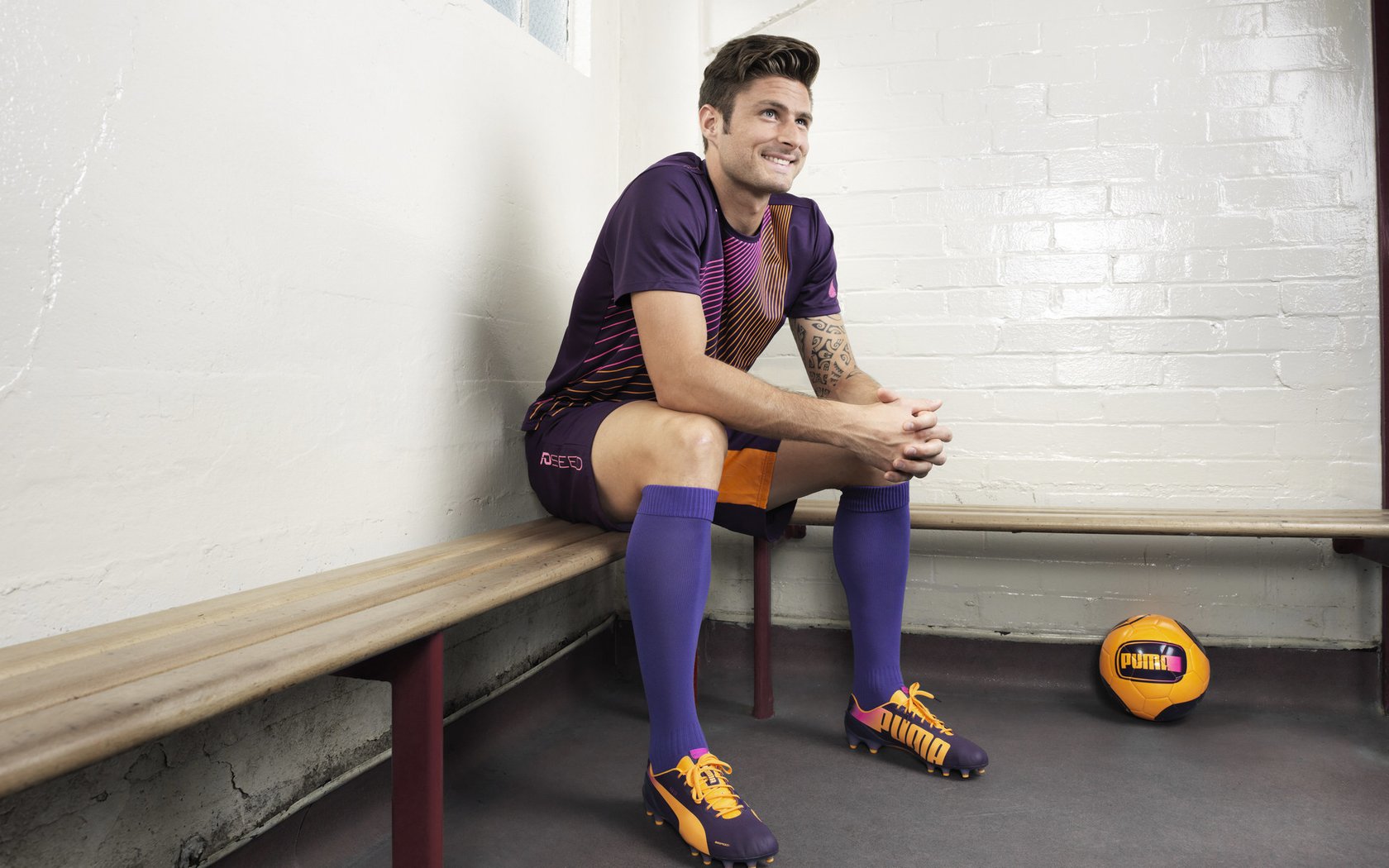 伊朗队在巴黎奥运会比赛中展现出快速反击战术,伊朗转播奥运会画面