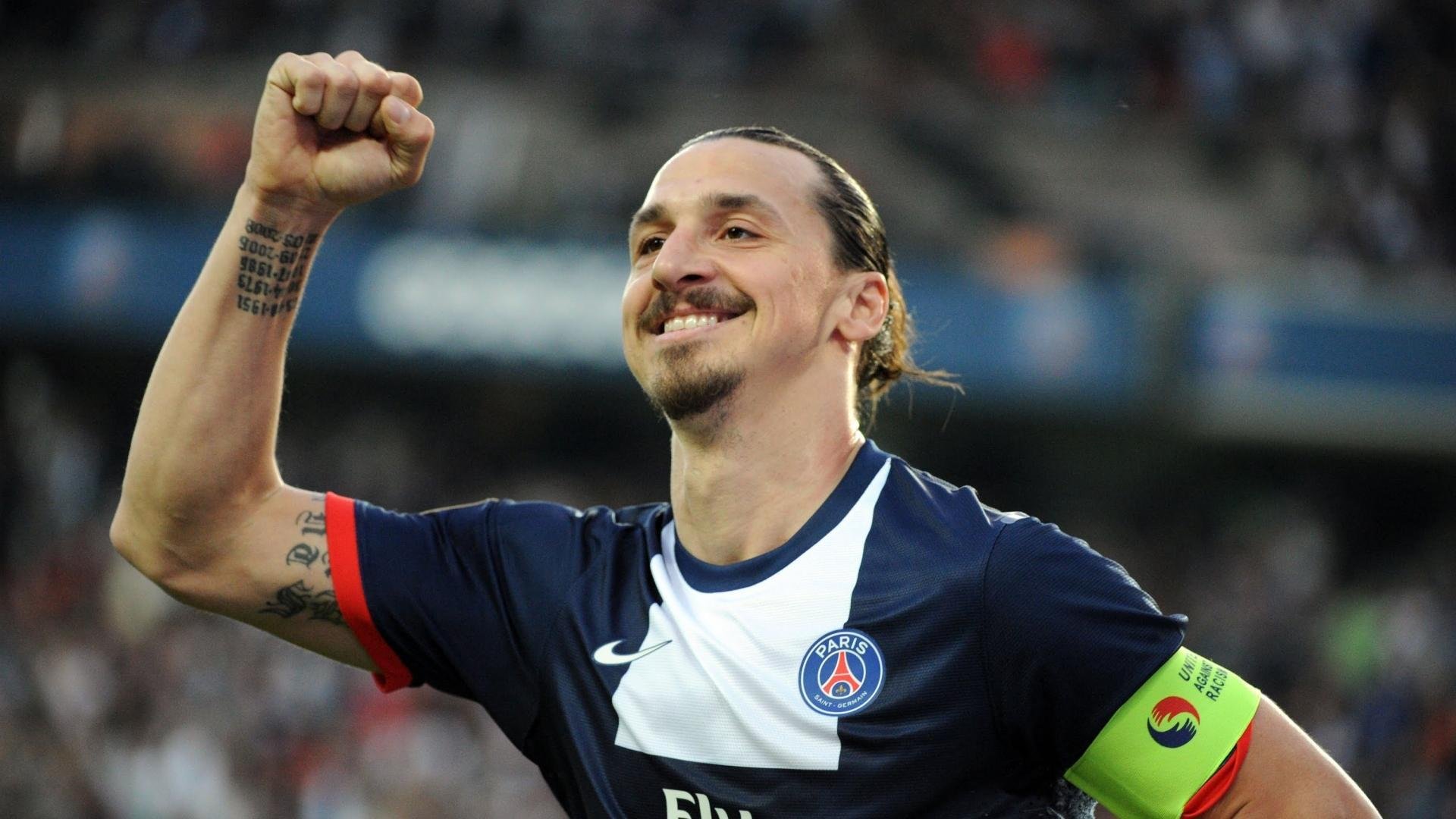 粉丝互动：WRC粉丝的现场激情与热血瞬间，粉丝互动游戏有哪些